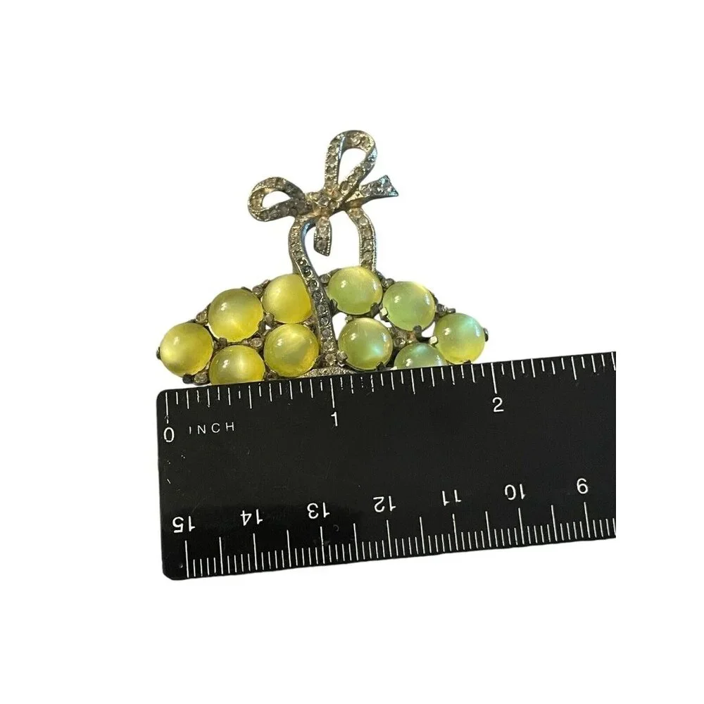 CORO Unsigned Yellow Moonstone Lucite Basket‎ Brooch Rhinestones Vintage READ